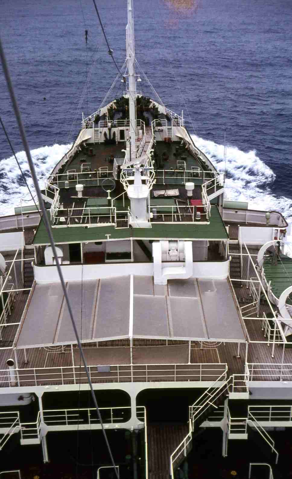 images my ideas 19/19 WTN 1967-5 Hemifusus At Sea Foredeck From Mast Top.jpg